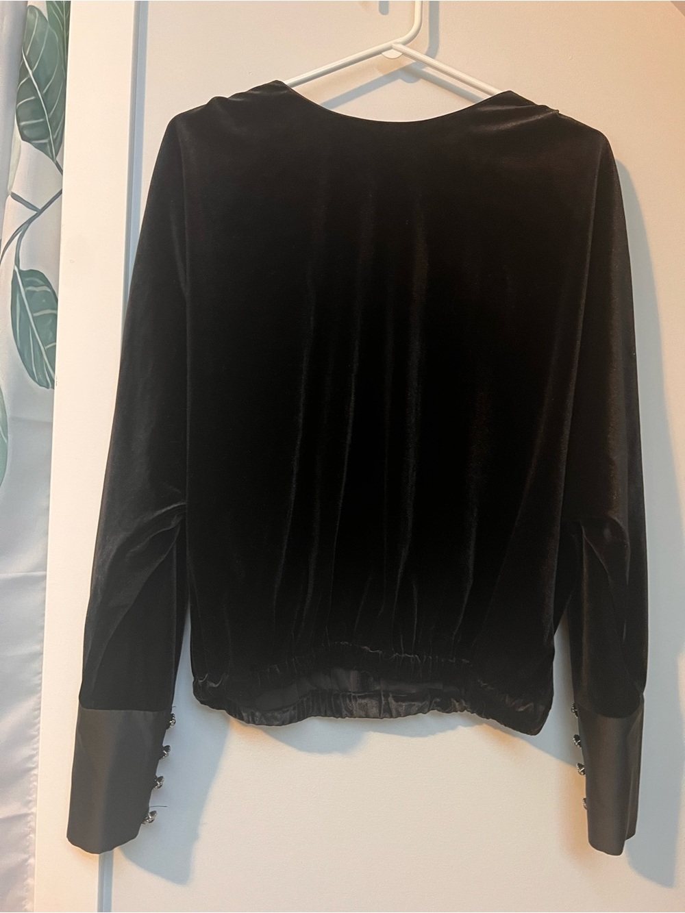 Zara Black Velvet Long-Sleeve top with satin blingy Button Cuffs
